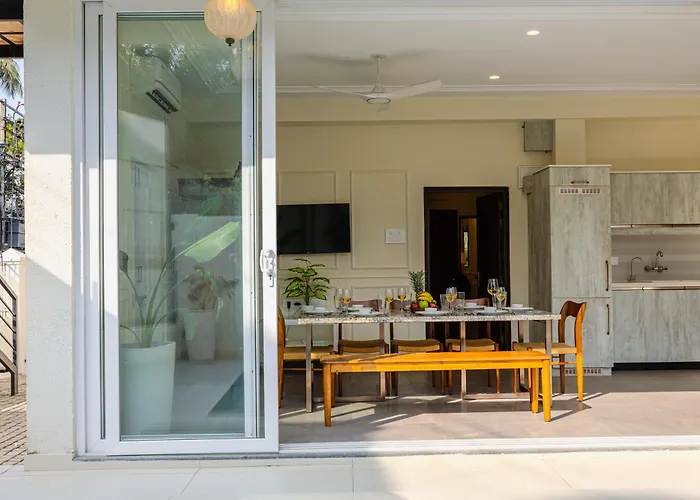Elivaas 4 Bhk Villa Near Beach With Private Pool & Bar - Casa Boa Vida Candolim